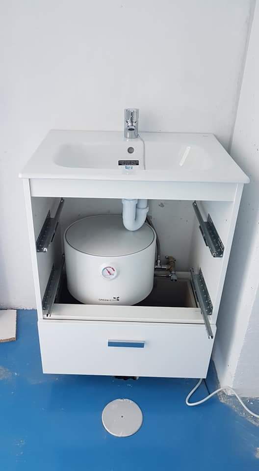 Trabajos de fontanería.